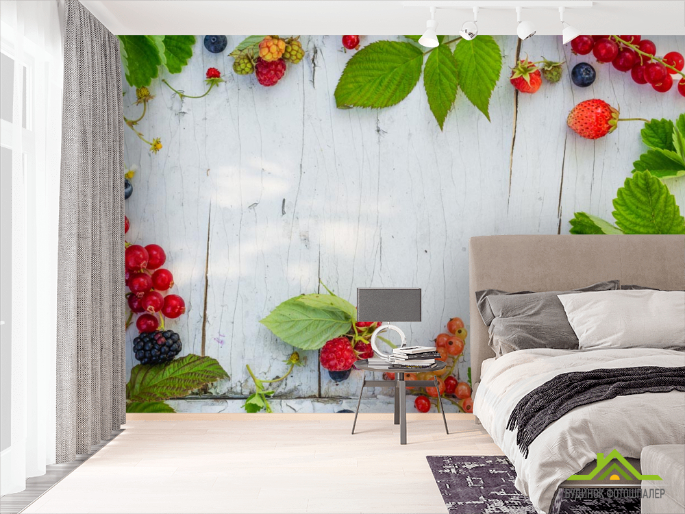 Фотошпалери ягоди на дерев'яному тлі