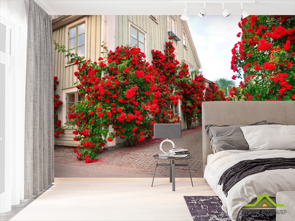 Фотообои Розы в переулке