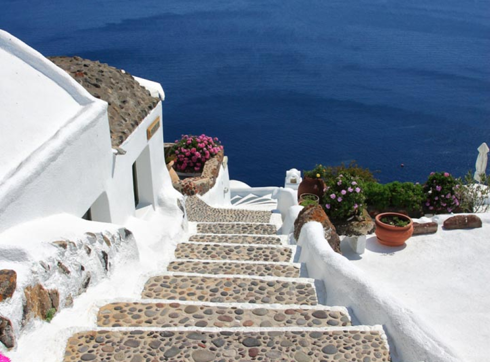 выбрать Фотошпалери сходинки над морем Фотошпалери у вузькому коридорі на стіну