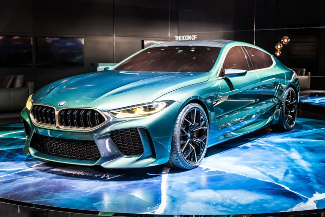 Фотошпалери BMW gran tourer