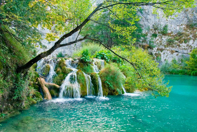 Фотообои Пробуждение  воды