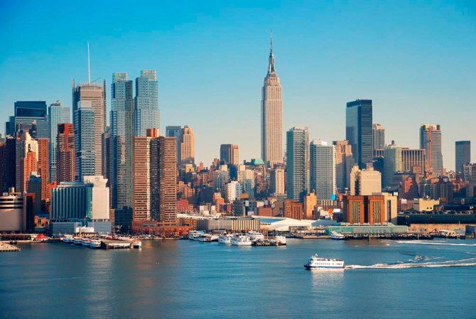 Фотообои Вода, высотки Чикаго, теплоход