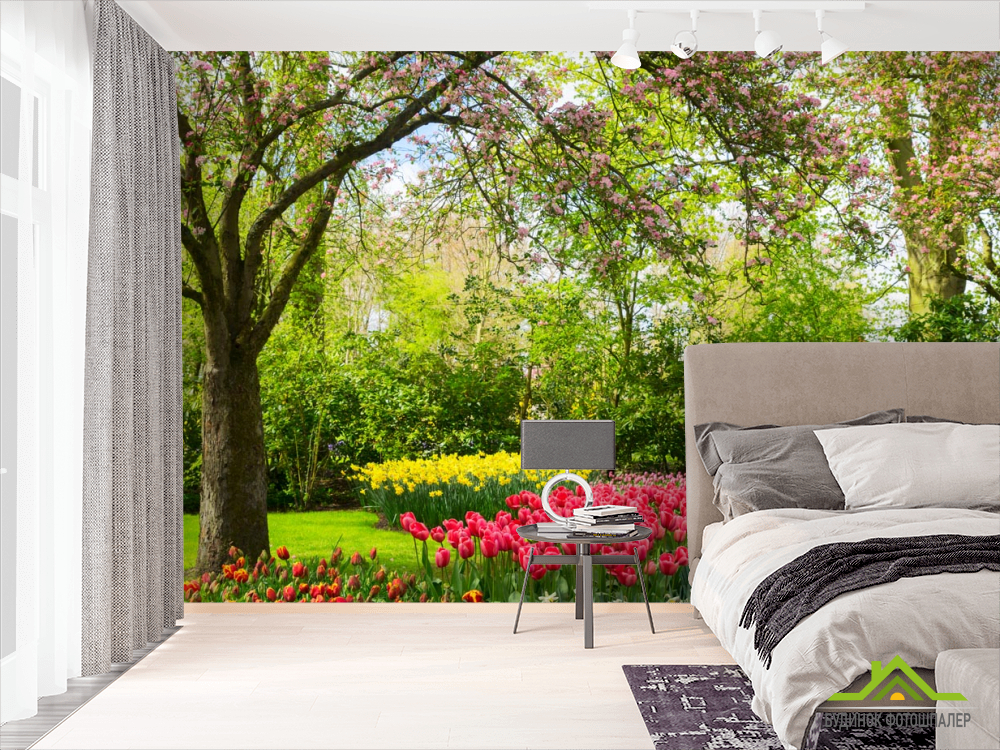 Фотошпалери рожеві тюльпани в квітковому саду