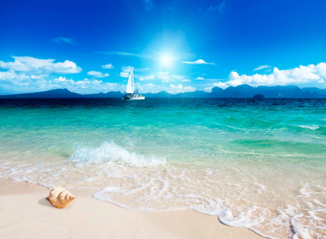 Фотообои Яхта вдали