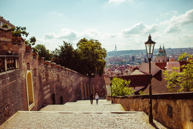 Фотообои каменная лестница в гроде