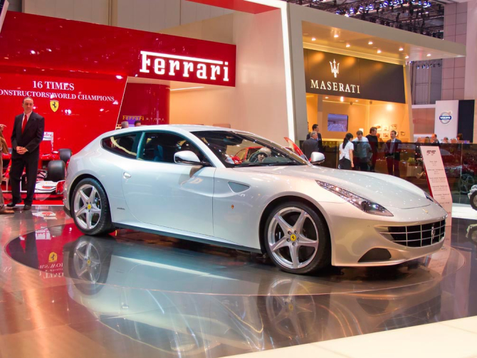 Фотообои Порше