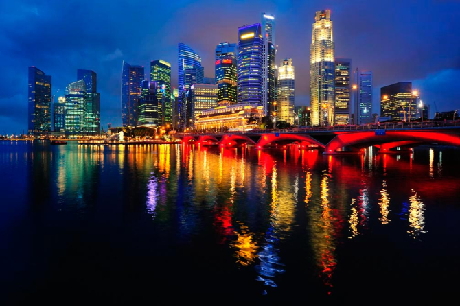 Фотообои Яркие краски города