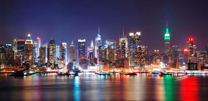 Фотошпалери Яскрава нічна набережна