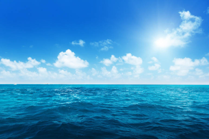 Фотообои Море с облаками