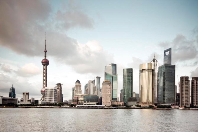 Фотообои Тучи, дома, море